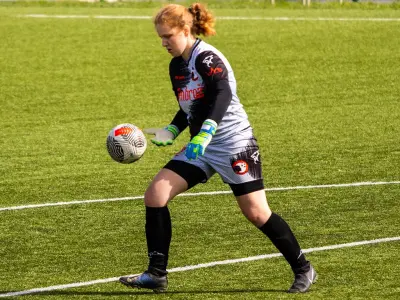 Vratarka Lara Rozman o svojih začetkih v nogometu, motivaciji po porazih in vlogi discipline pri usklajevanju športa s študijem. - Golavt