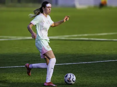 Spoznajte Mašo Osojnik! Iskren intervju o nogometnih začetkih s fanti, vzponu do reprezentance, izzivih v ženski ligi in sanjah o igranju v tujini. - Golavt