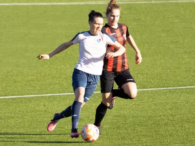 Legenda slovenskega ženskega nogometa Tjaša Tibaut odkrito spregovori o svoji karieri, izzivih in prihodnosti. Spoznajte zgodbo za 338 goli in 10 naslovov. - Golavt